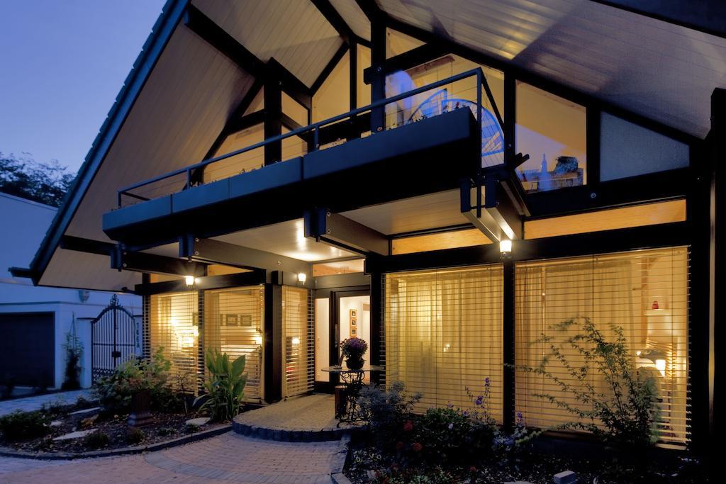 Vivere Ad Parcum - Bed And Breakfast Krefeld Exterior photo