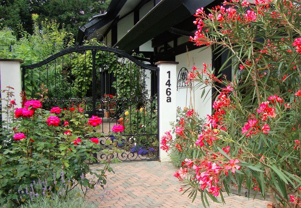 Vivere Ad Parcum - Bed And Breakfast Krefeld Exterior photo